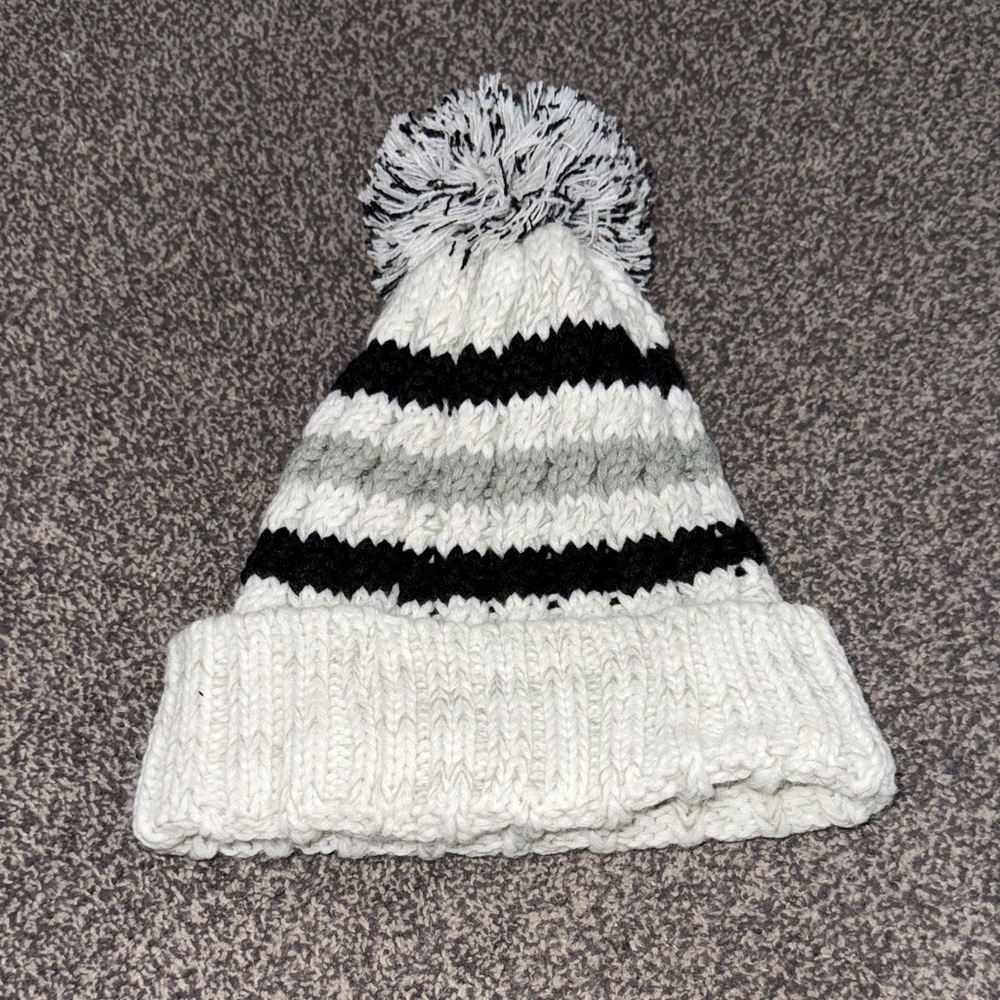 True Gear North Knit Beanie Pom Pom Black White Gray Winter Hat
